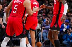 爱游戏官方入口-包含掘金碾压鹈鹕，麦科勒姆带队取胜的词条