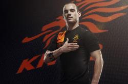 爱游戏官方入口-从阿尔及利亚掀翻西班牙到李刚仁成为关键先生，足球世界的唯一性时刻