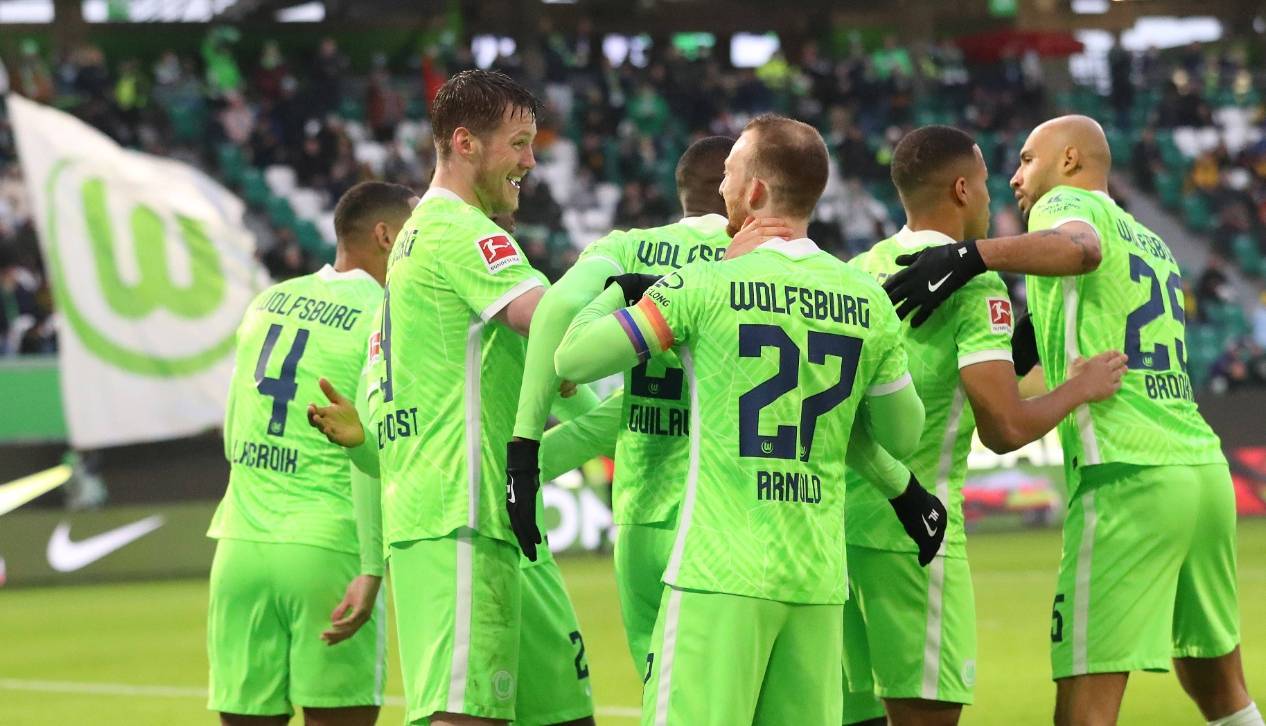 沃尔夫斯堡队主场险胜,喜获一场胜利的简单介绍 沃尔夫斯堡队主场险胜,喜获一场胜利的简单介绍