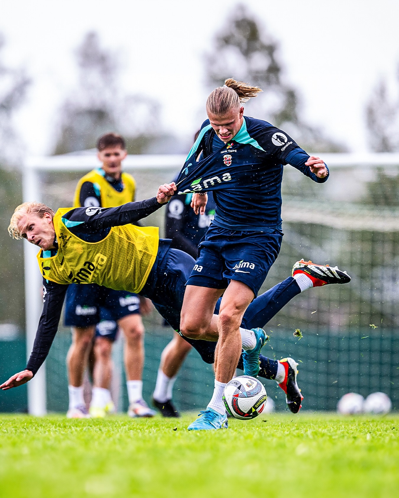 关于尼日利亚球队豪取大胜领跑小组的信息 关于尼日利亚球队豪取大胜领跑小组的信息