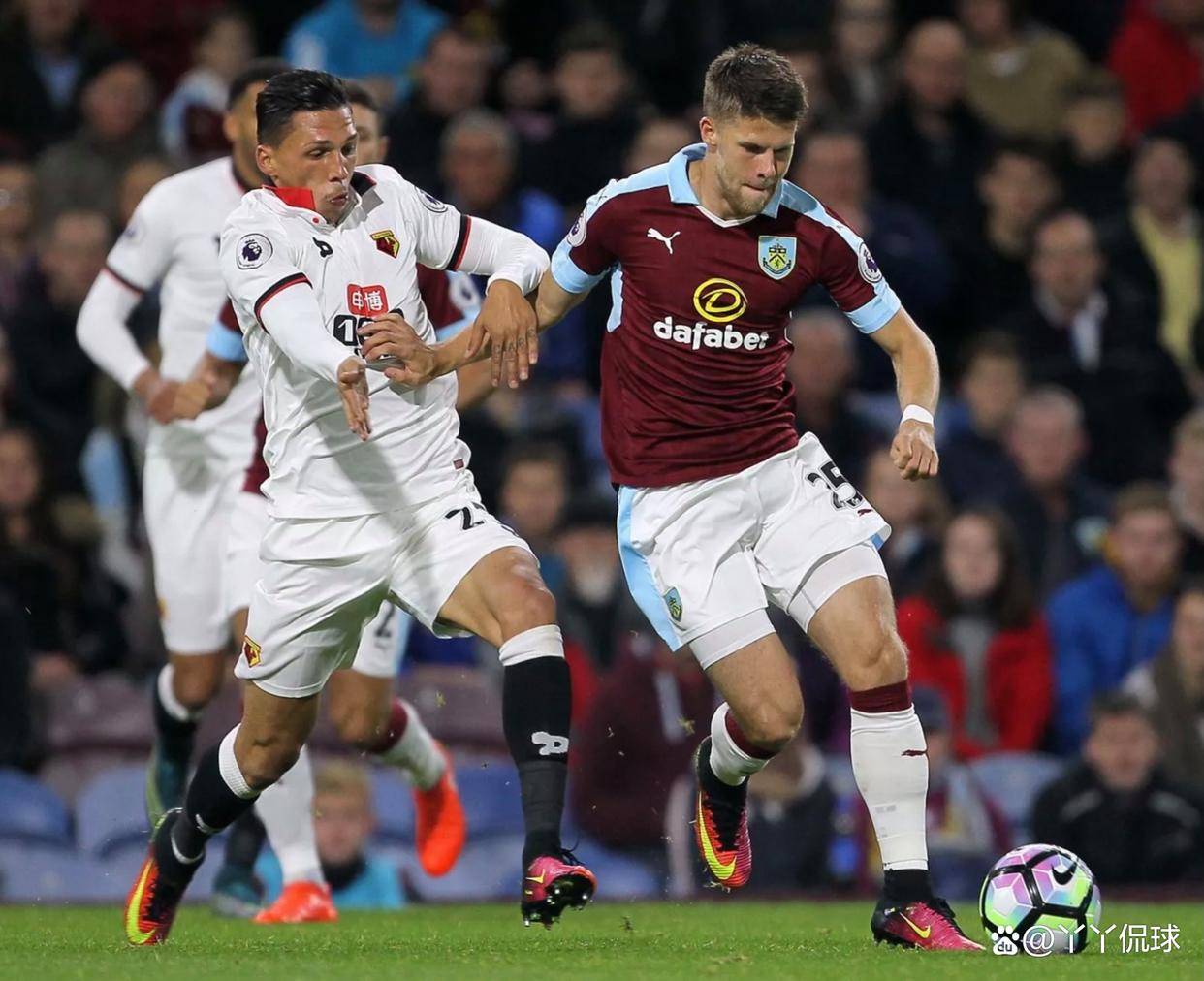 关于沃特福德主场大胜，三线作战全胜的信息