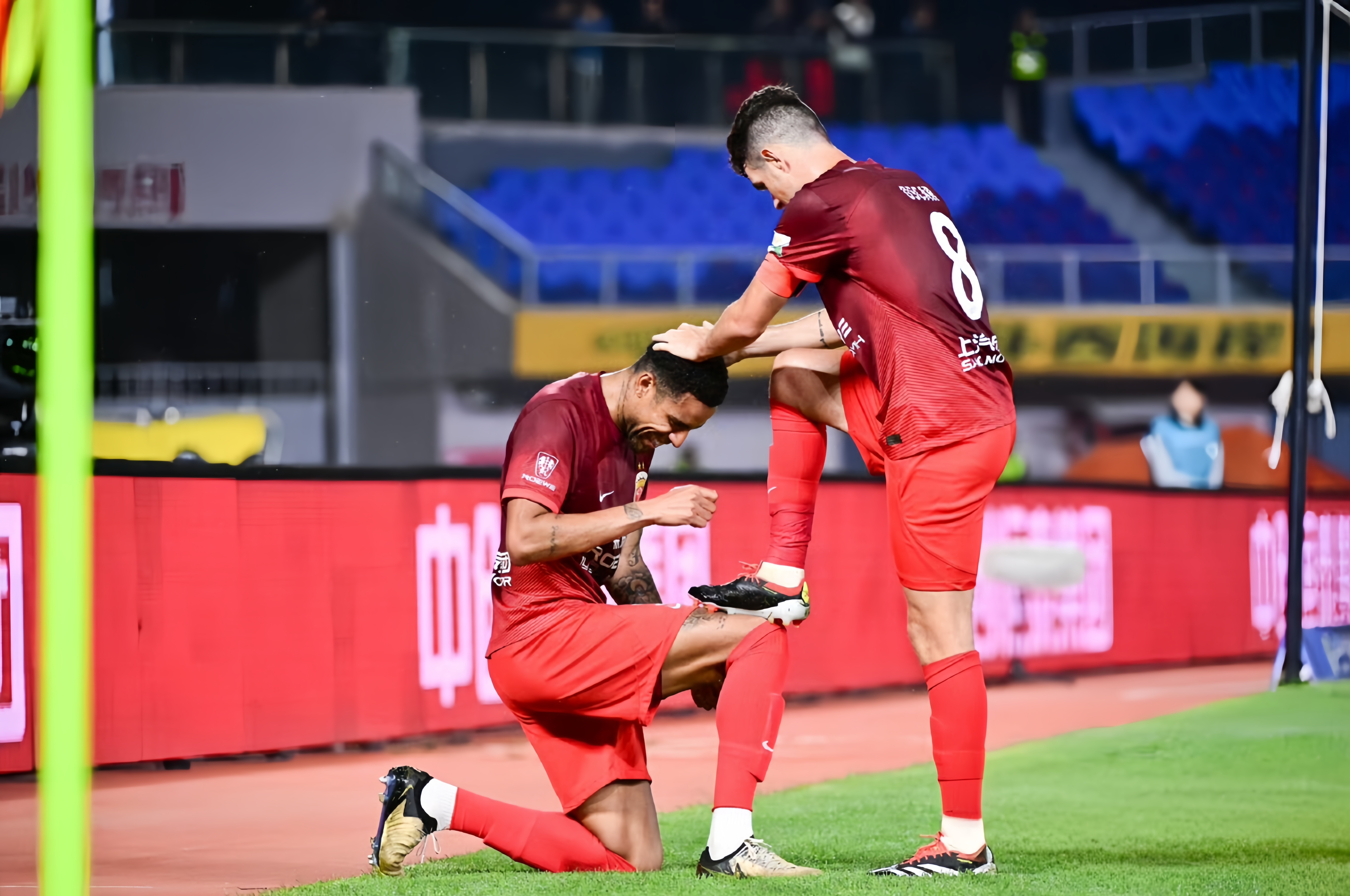 关于球员技术突出,上演多场精彩绝杀的信息 关于球员技术突出,上演多场精彩绝杀的信息