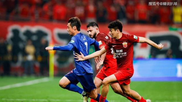 中超球队赢得比赛，引发球迷热议