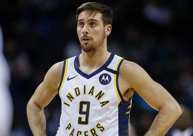 高能进攻,速度和配合令人惊叹! 高能进攻,速度和配合令人惊叹!