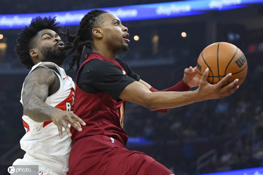 高能进攻,速度和配合令人惊叹! 高能进攻,速度和配合令人惊叹!