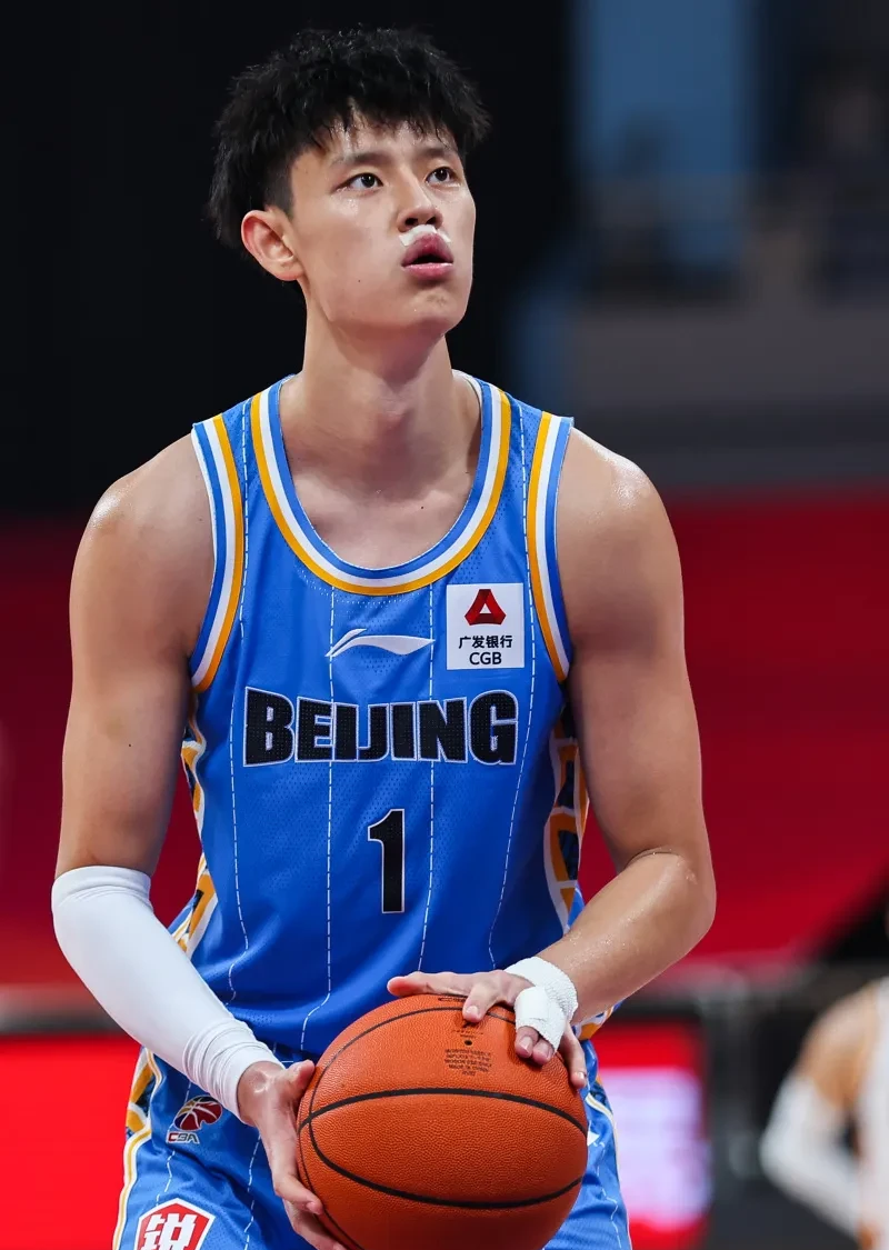 新疆队球员伤愈复出,状态回升的简单介绍 新疆队球员伤愈复出,状态回升的简单介绍