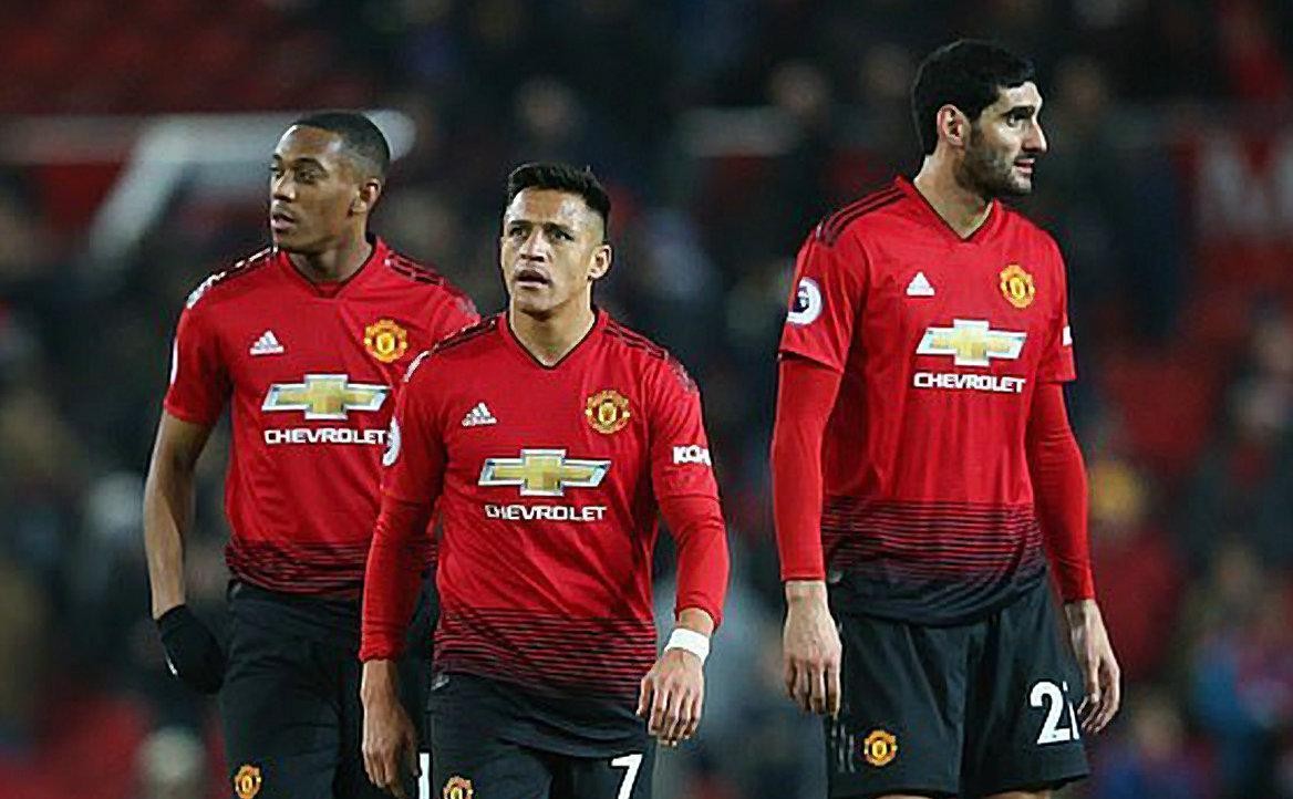 曼联轻松击败对手，稳坐积分榜前列的简单介绍