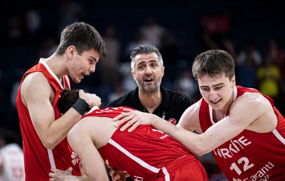 关于惊心动魄！比赛场面激烈程度超乎想象的信息