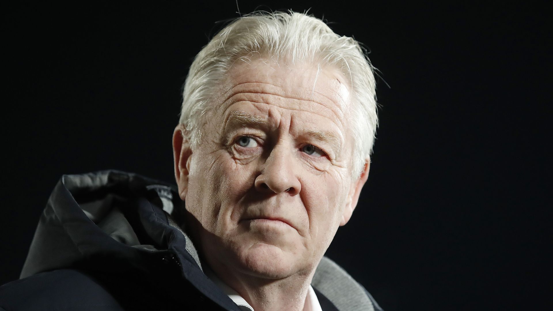 梅斯队主帅临危受命迎来首胜的简单介绍