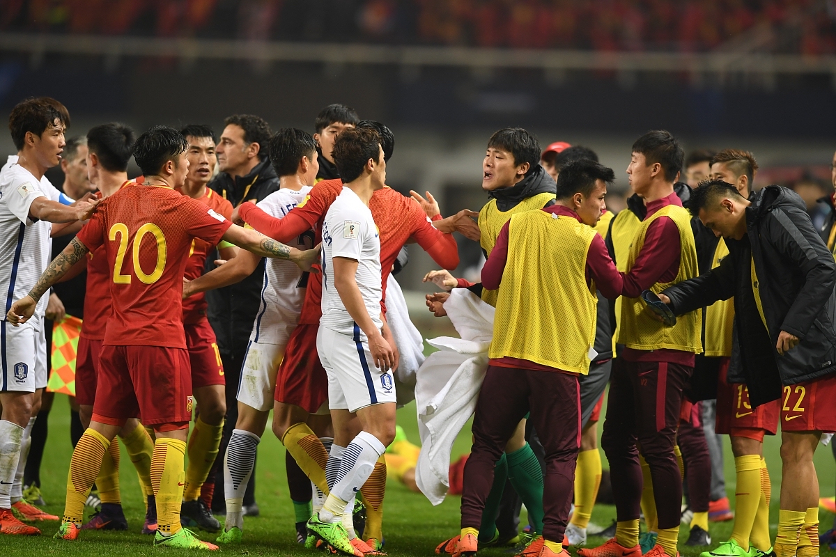 劲爆比赛打响,球队备战全力以赴的简单介绍 劲爆比赛打响,球队备战全力以赴的简单介绍