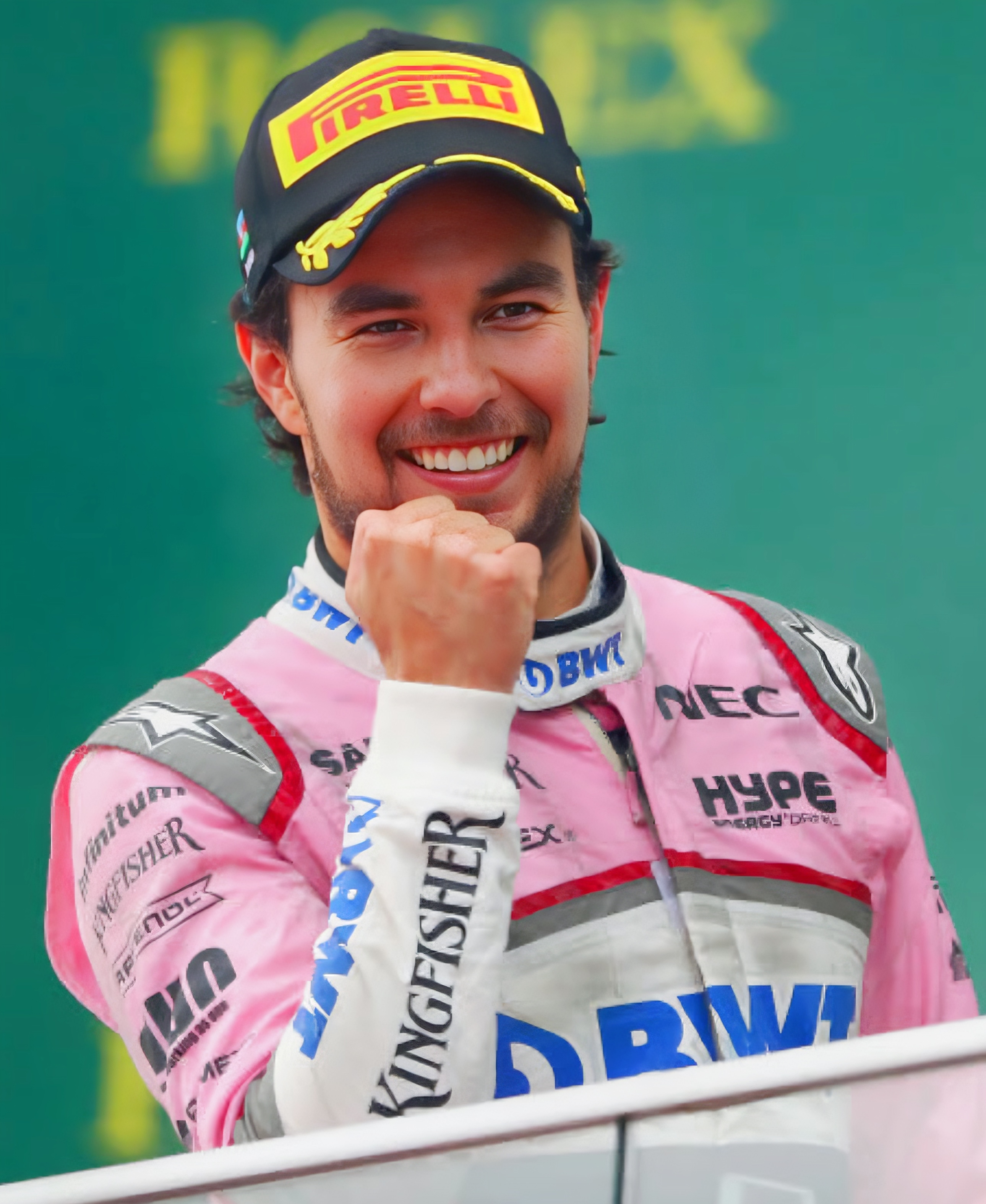 关于阿斯顿马丁轻取红牛车队，佩雷兹刷新纪录的信息