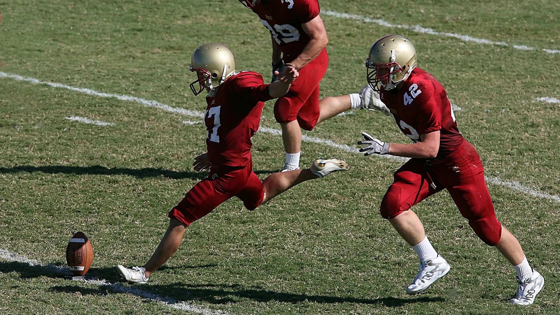 门迪彻底打爆防线！威尔士3-0卡塔尔，欧洲红龙展现实力碾压