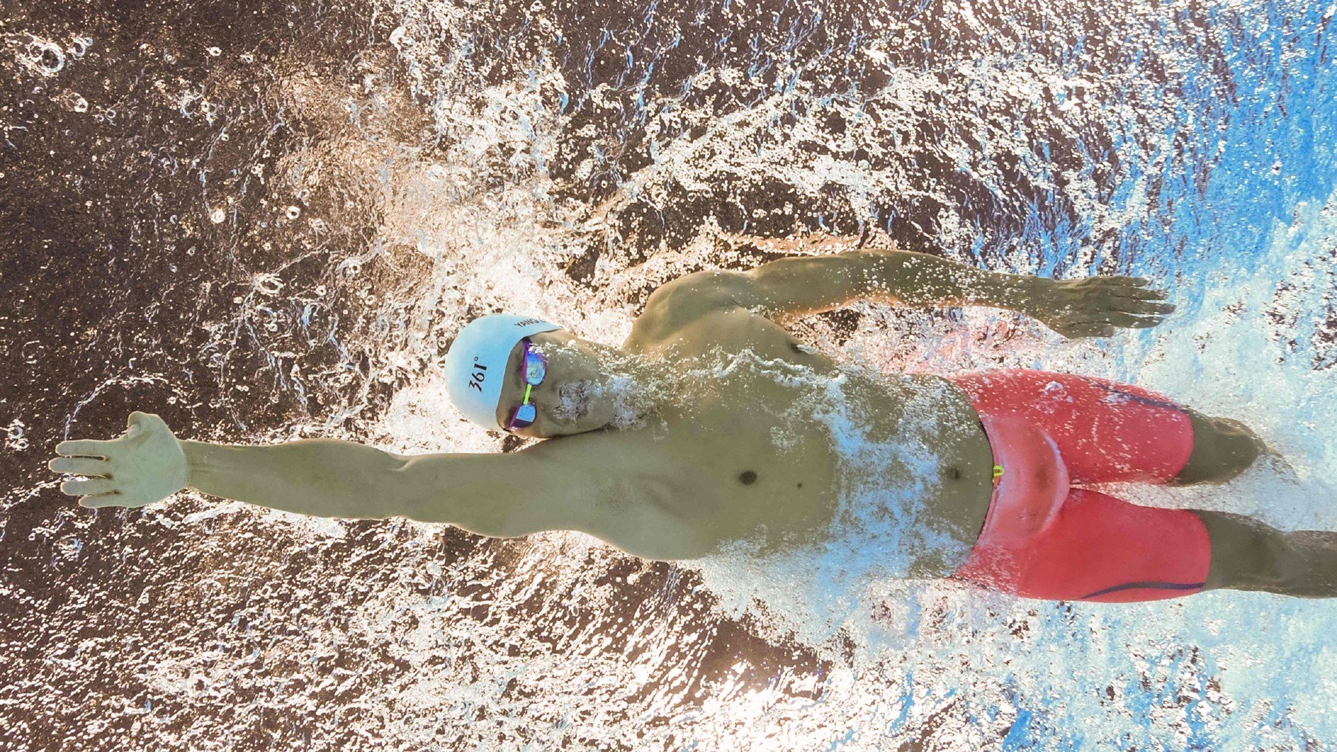 奥亚尔萨瓦尔爆发难救主，牙买加闪电战术稳稳拿下西班牙